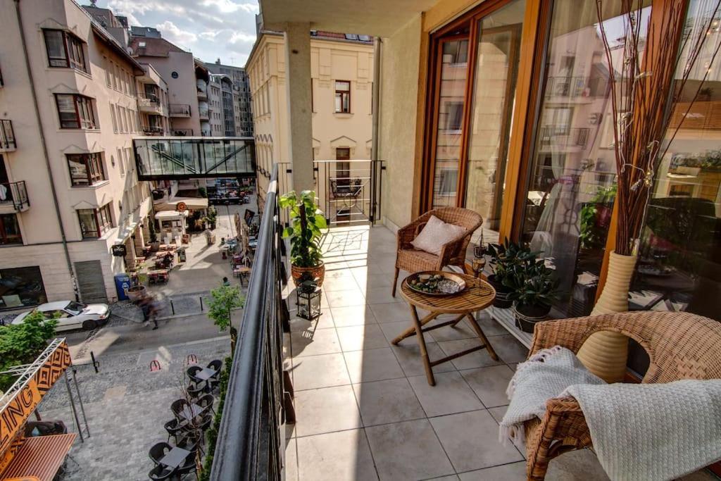 Grand Adventure In Budapest Bagian luar foto